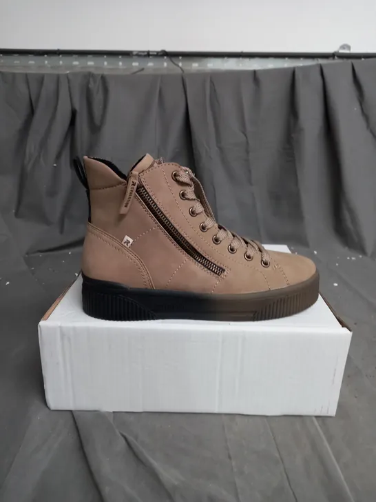 BOXED REIKER LIGHT BROWN HIGH TOP BOOTS SIZE 4 