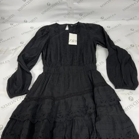 ZARA BOBBLED MIDI DRESS IN BLACK SIZE XS