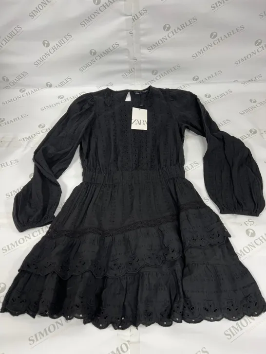 ZARA BOBBLED MIDI DRESS IN BLACK SIZE XS