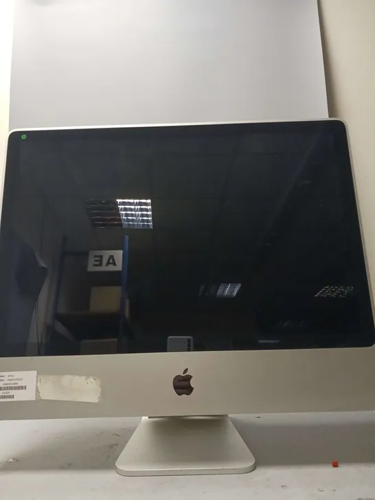 UNBOXED APPLE IMAC PC IMAC8 1/A1225 - COLLECTION ONLY