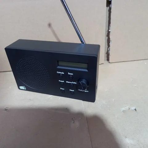 DAB+ / FM RADIO