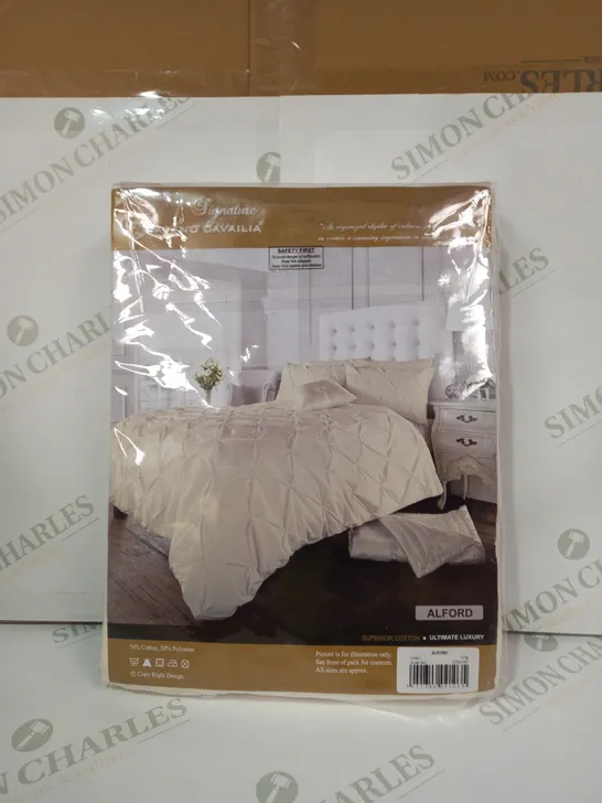 GAVENO CAVAILIA DUVET SET IN CREAM - KING SIZE