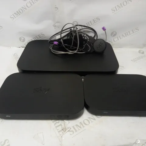 LOT OF 3 SKY ITEMS TO INCLUDE SKY Q BOX (ES240), SKY WIRELESS ROUTER (ER115), SKY Q MINI BOX (EM150)