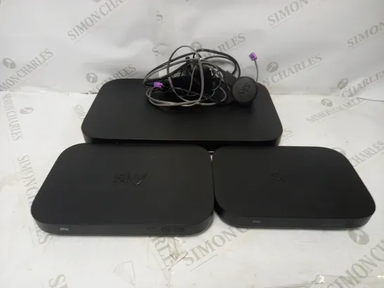 LOT OF 3 SKY ITEMS TO INCLUDE SKY Q BOX (ES240), SKY WIRELESS ROUTER (ER115), SKY Q MINI BOX (EM150)