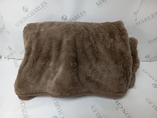 COZEE HOME VELVETSOFT HEATED THROW IN DARK TAUPE