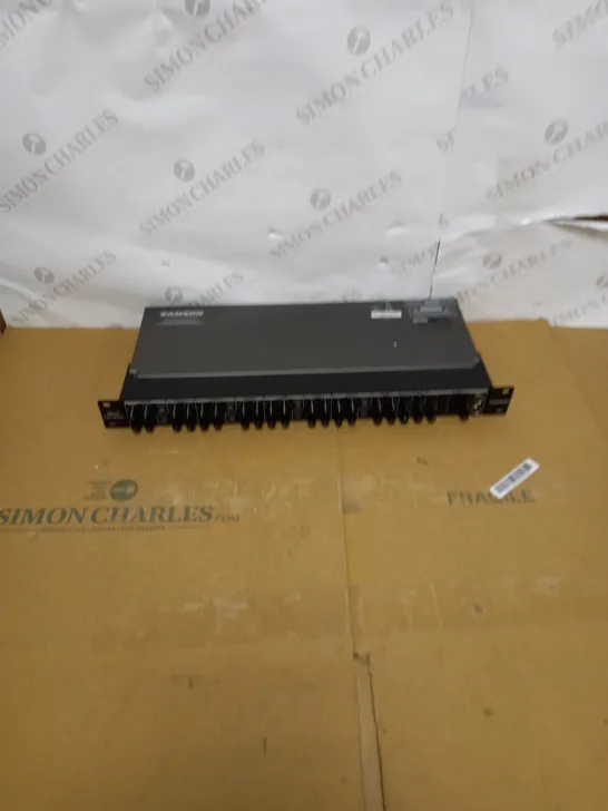 SAMSON SASM10 10 CHANNEL RACK MOUNT LINE MIXER