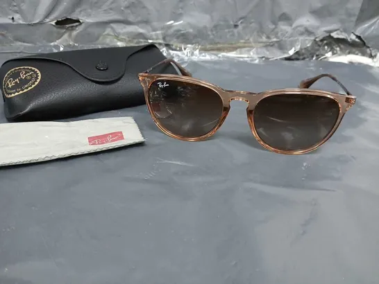 RAY-BAN ERIKA ROUND SUNGLASSES - BROWN