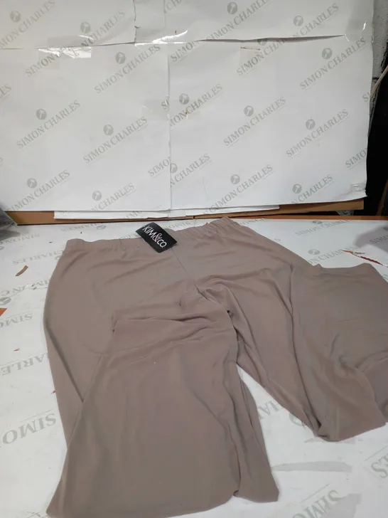 KIM & CO STONE PANTS SIZE XL