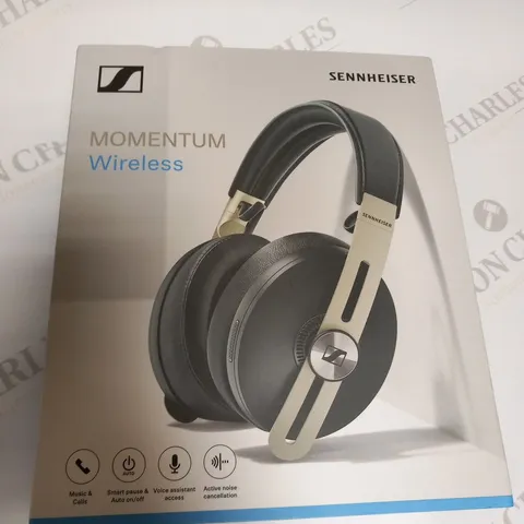 BOXED SENNHEISER MOMENTUM WIRELESS AROUND EAR HEADPHONES