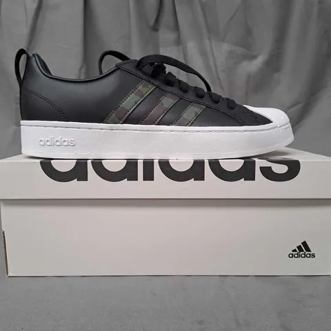 BOXED PAIR OF ADIDAS STREETCHECK SHOES IN BLACK/CAMO UK SIZE 8