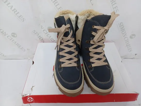 BOXED PAIR OF RIEKER LACE UP CHUNKY BOOTS IN NAVY SIZE 5 