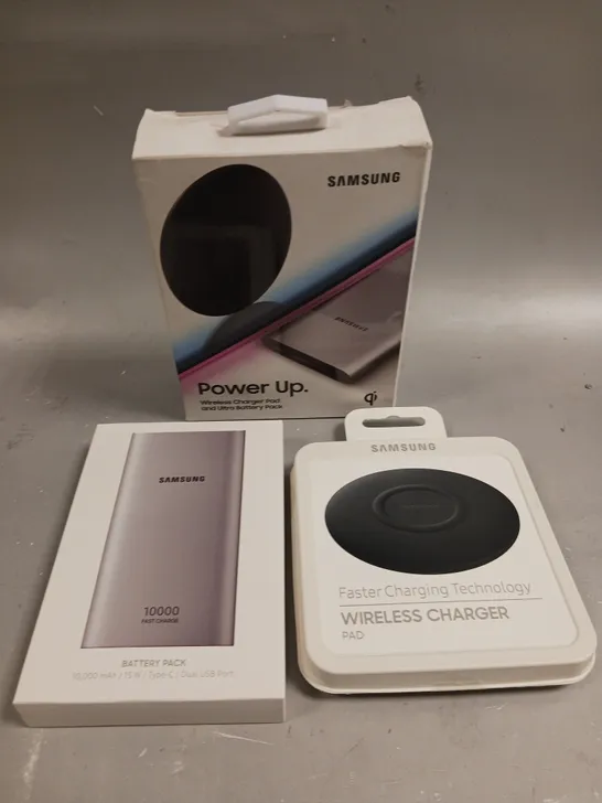 BOXED SAMSUNG POWER UP WIRELESS CHARGER PAD & ULTRA BATTERY PACK 