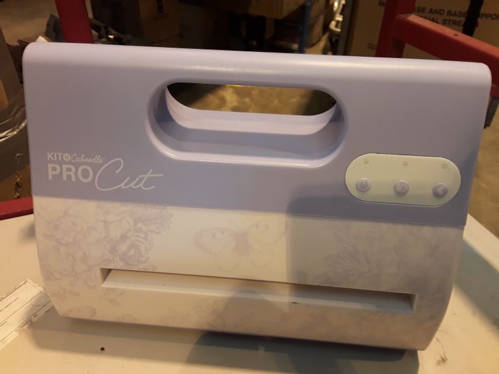 CABOODLE PRO CUT A4 DIE CUTTING MACHINE 3191091Simon Charles Auctioneers