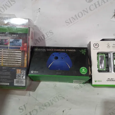 BOX OF APPROXIMATELY 10 ASSORTED XBOX ITEMS TO INCLUDE PLAY & CHARGE KIT, UNIVERSAL QUICK CHARGING STAND, NOW THAT'S WHAT I CALL SING 2 (XBOX ONE), ETC