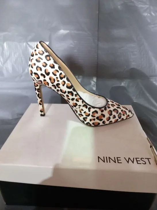 BOXED NINE WEST TATIANA BEIGE COMBO LADIES SIZE 3