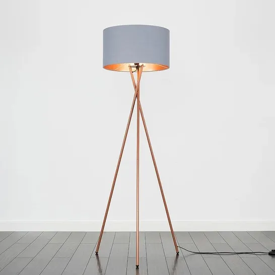 BOXED SIGNAL CAMDEN 153CM TRIPOD FLOOR LAMP BULB INCLUDED