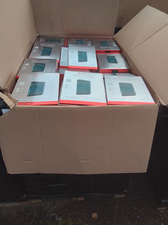 PALLET CONTAINING A LARGE QUANTITY OF BRAND NEW INVISIBLE SHIELD GLASS+ PRIVACY PROTECTORS FOR APPLEIPAD 9.7"