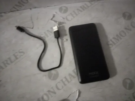 MIXX C10 3 PORT POWER BANK 