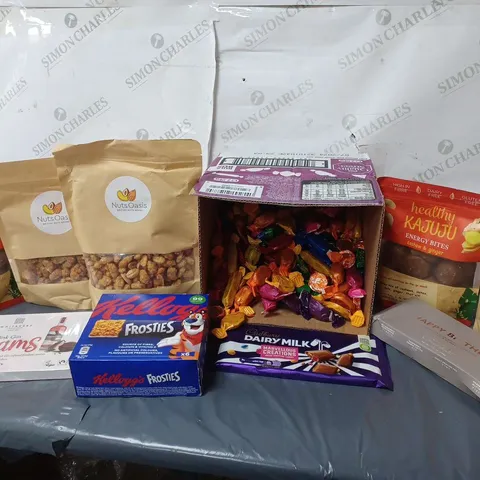 APPROXMATELY 10 ASSORTED SNACKS AND SWEET ITEMS TO INCLUDE QUALITY STREET SWEETS, NUTSOASIS NUTS, KELLOGS FROSTIES BARS, ETC