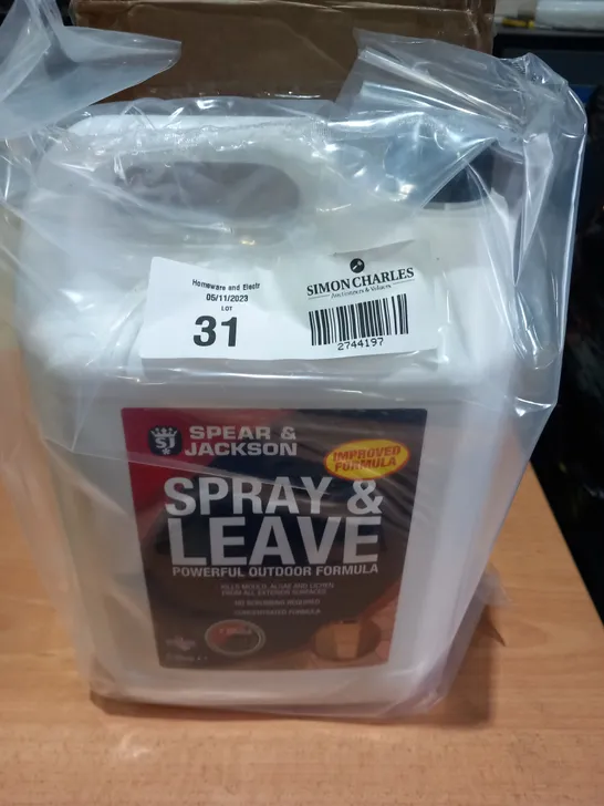 SPEAR AND JACKSON SPRAY AND LEAVE POWERFUL OUTDOOR FORMULA 5LT