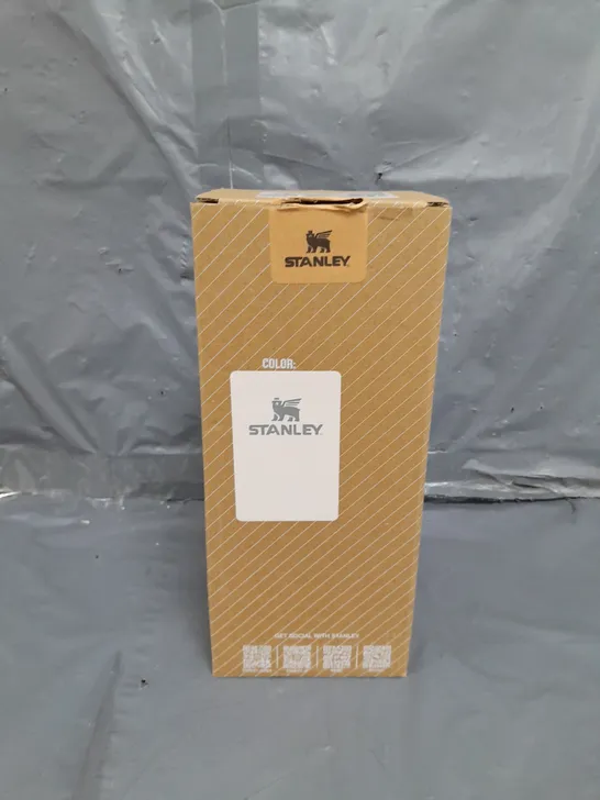 BOXED AND SEALED STANLEY FLIP STRAW TUMBLER BOTTLE 