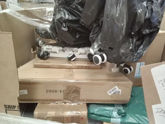 PALLET OF ASSORTED ITEMS INCLUDING FABIAN CLARKE PHOTO FRAMES, AIRAJ PRUNING SHEARS, YUDA, MAGNETIC GLASS , OFFICE CHAIR, KITCHEN FAUCET, RICE COOKER