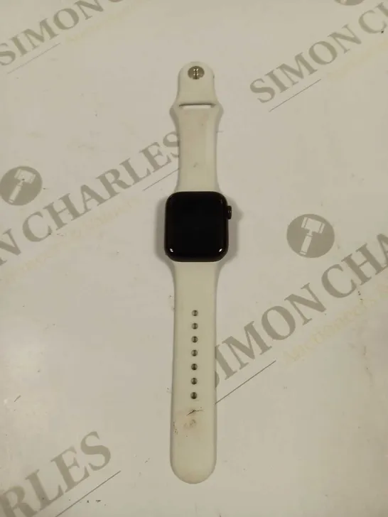 APPLE WATCH 40MM SMARTWATCH GPS 