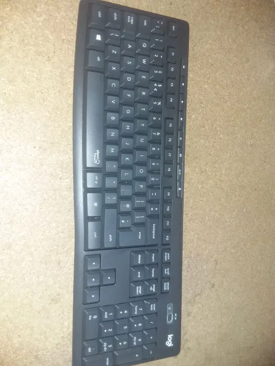 LOGITECH COMBORITE MK295 SILENT-TOUCH WIRELESS KEYBOARD - MISSING MOUSE