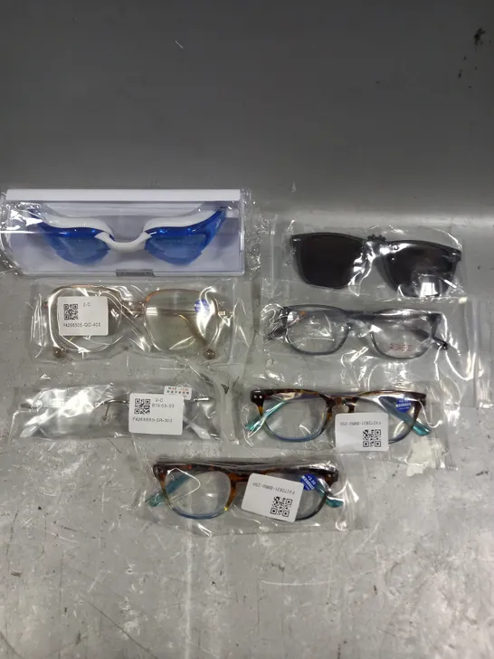 APPROXIMATELY 20 ASSORTED GLASSES/SUNGLASSES IN VARIOUS DESIGNS 