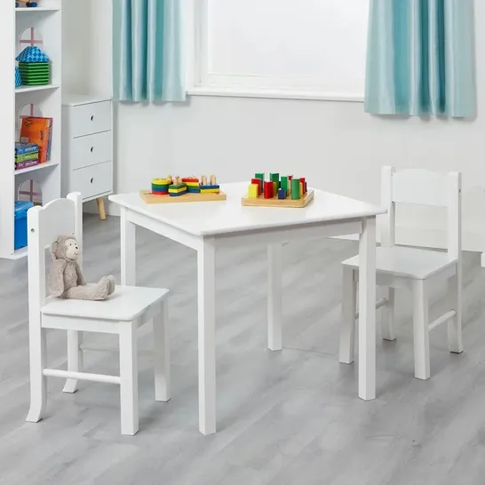 BOXED BELSAY KIDS WHITE WOODEN TABLE AND CHAIR SET (1 BOX)