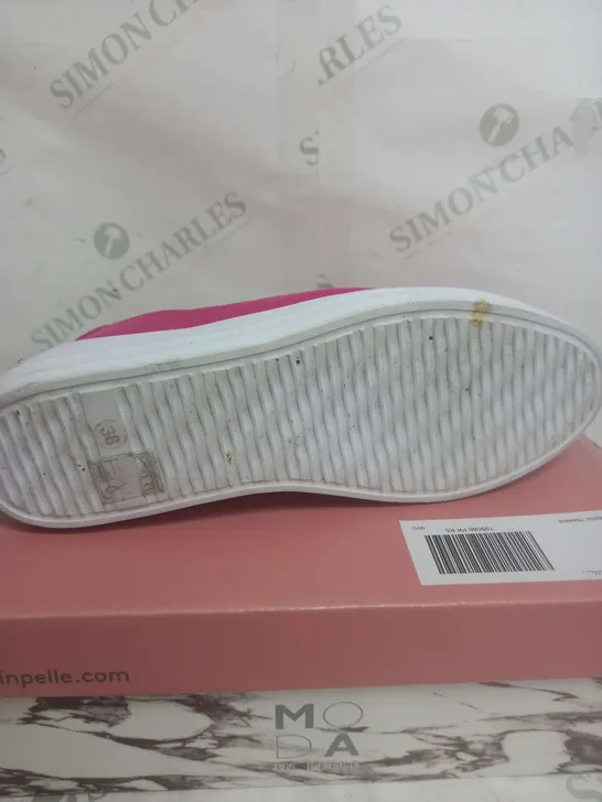 MODA IN PELLE SLIP ON TRAINERS IN PINK SIZE 5