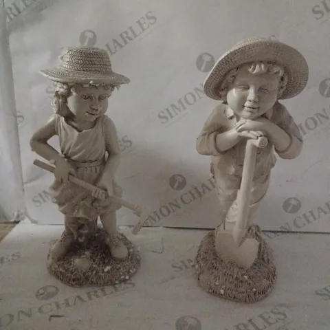 GARDEN MILE DISTRESSED WHITE BOY & GIRL GARDEN ORNAMENTS