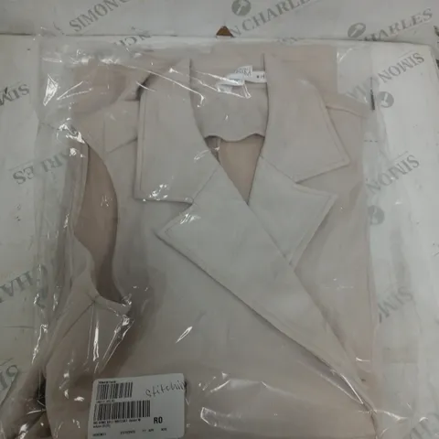 WYNNE COLLECTION COAT IN OFF WHITE SIZE M 