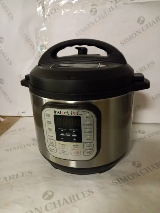 INSTANT POT DUO SMART PRESSURE COOKER