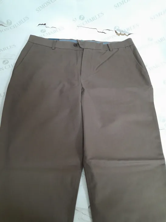 CHARLES TYRWHITT CLASSIC FIT TROUSERS IN BROWN - 36W 30L