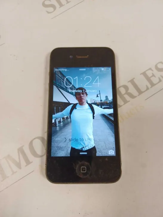 APPLE IPHONE 4 (A1332) SMARTPHONE 