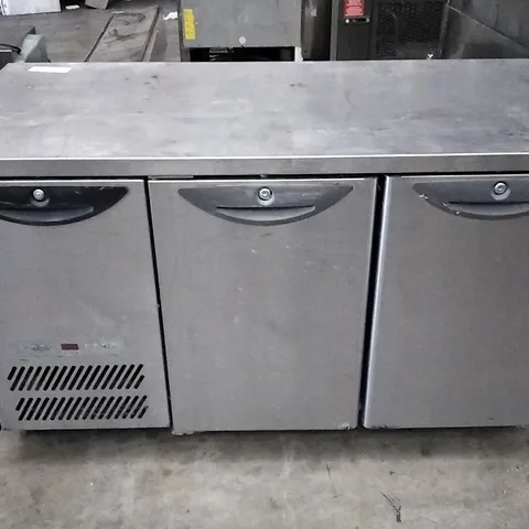 WILLIAMS DOUBLE DOOR COUNTER FRIDGE