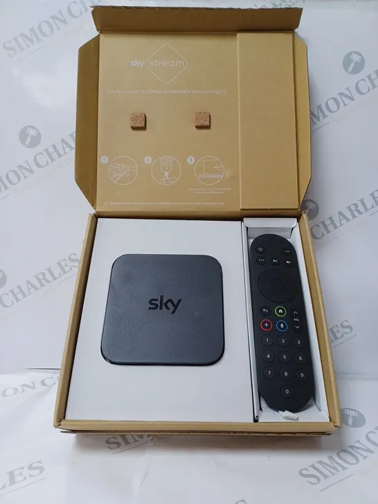 BOXED SKY STREAM SKY BOX WITH REMOTE 