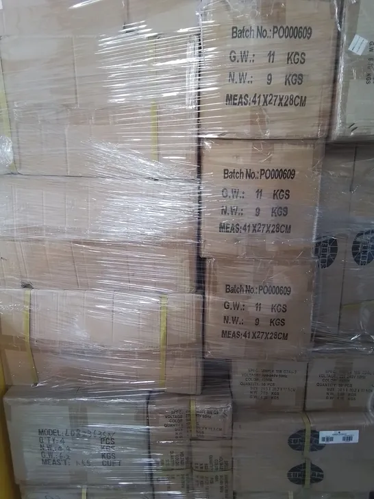 PALET OF APPROXIMATELY 55 MULTI PACK BOXES TO OF SUNBEAM LIGHTING TO INCLUDE- 3000K WARMWHITE , 4000K COOLWHITE LOW ENERGY,  3000K WARMWHITE LOW ENERGY COMPACT - COLLECTION ONLY 