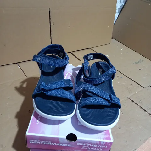 SKETCHERS ON THE GO SANDALS IN NAVY BLUE SIZE 7