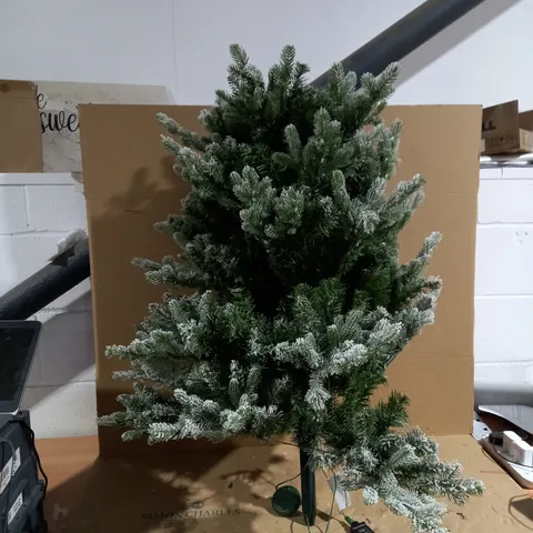 5 FOOT SNOWKISSED PRE LIT CHRISTMAS TREE - COLLECTION ONLY 