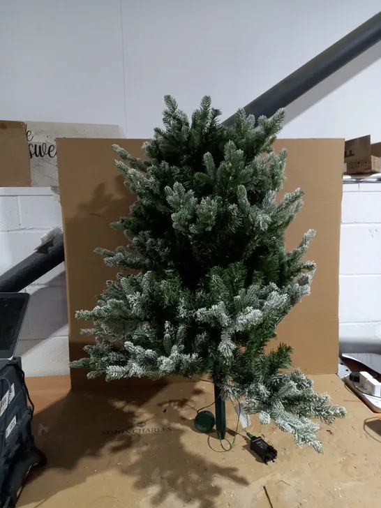 5 FOOT SNOWKISSED PRE LIT CHRISTMAS TREE - COLLECTION ONLY 