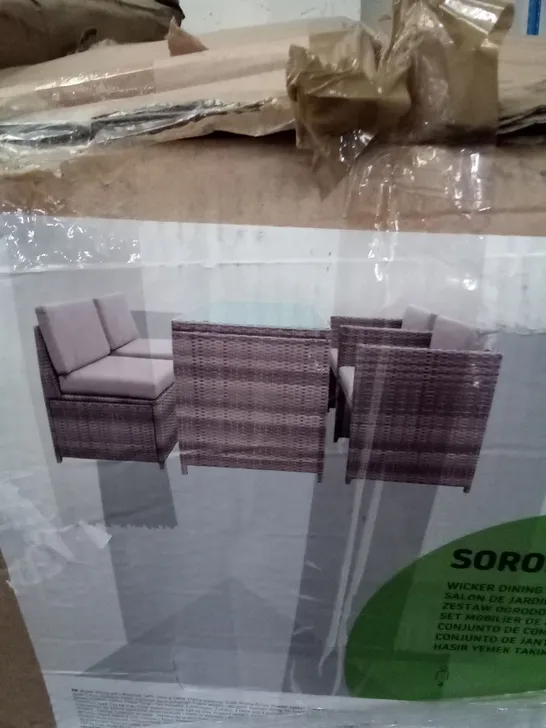 BOXED SORON WICKER DINING SET