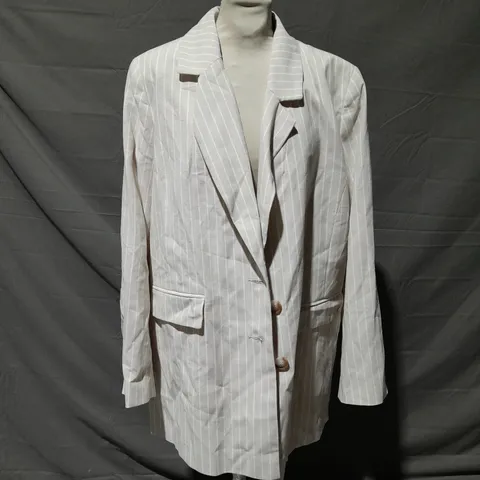 BILLIE EXCLUSIVELY AT GEORGE BLAZER SIZE 18   