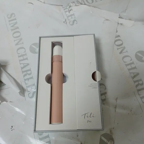 OUTLET TILI PRO ANTI-AGEING LIP & EYE WITH LED LIGHT