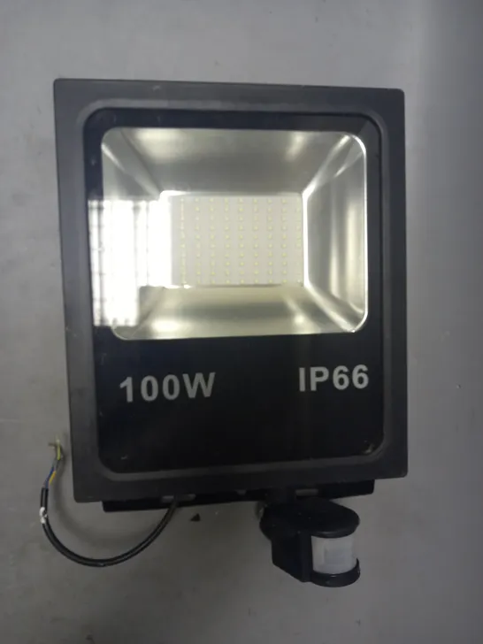 UNBRANDED 100W IP66 FLOOD LIGHT