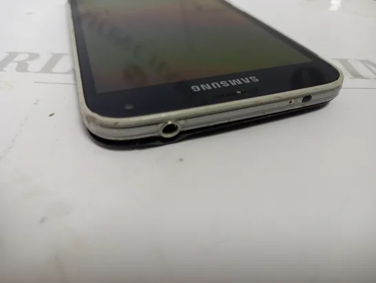 SAMSUNG SM-G900F GALAXY S5