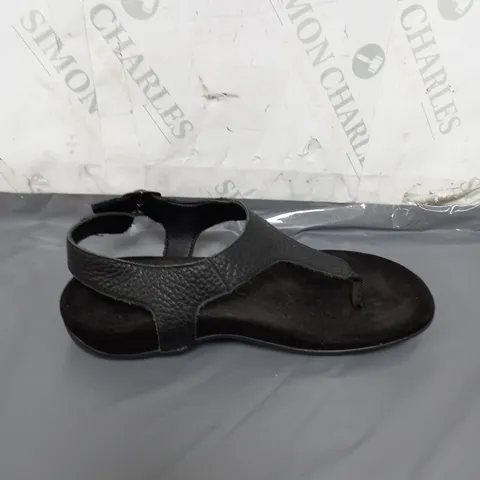 VIONIC TERRA THONG LADIES SANDALS BLACK SIZE 5