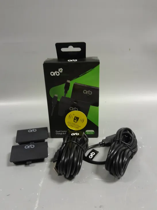 BOXED ORB DUAL CONTROLLER CHARGE & PLAY BATTERY PACK 