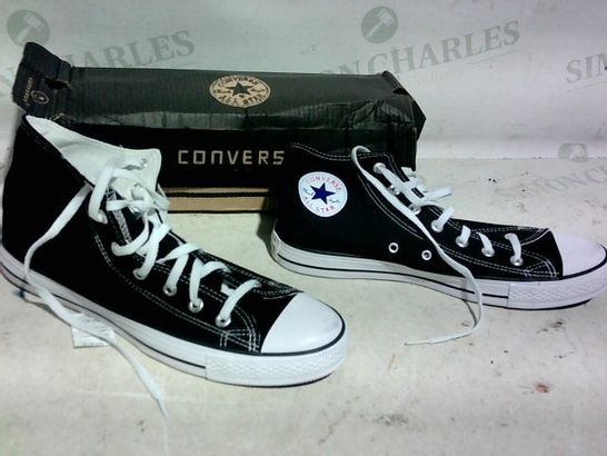 BOXED PAIR OF CONVERSE TRAINERS (BLACK), SIZE 8.5 UK